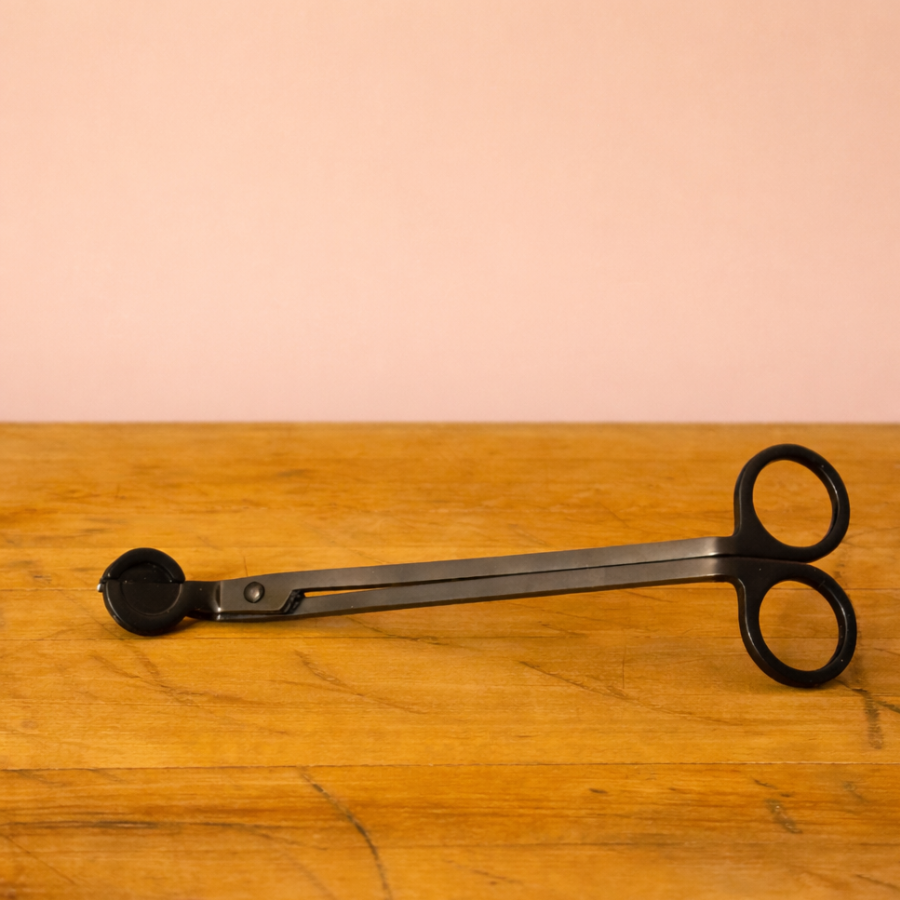 Noir Wick Trimmer